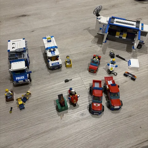 Lego City 4205, 7286, 7288 And 60000 Sets All Incomplete
