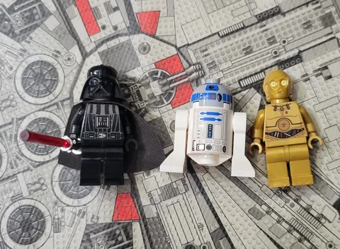 Lego Star Wars minifig lot of 3 Darth Vader r2d2 c3po