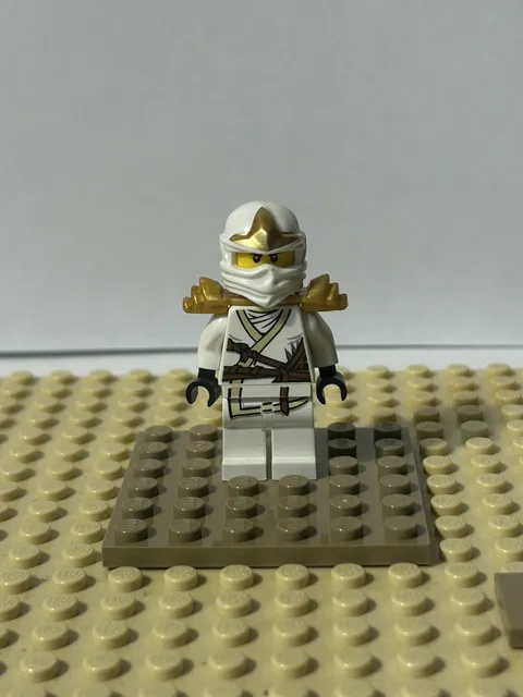 LEGO njo0031 Ninjago Minifigure Zane ZX 9440 9445 9449 9554 30086 17s