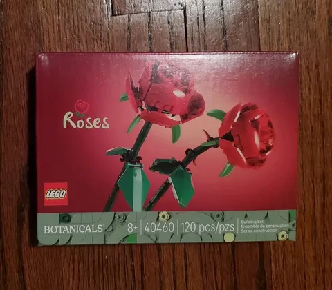 LEGO Roses Building Set Botanicals Collection Valentine's Date Kit Sealed Box