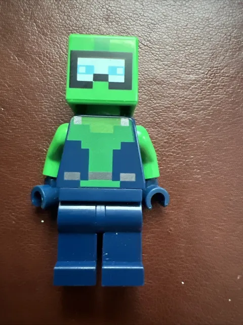 lego minifigures Minecraft Diver Explorer Min153