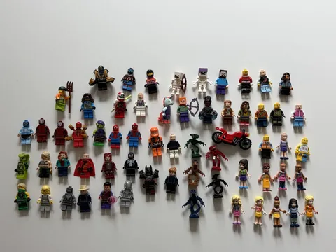 LEGO Minifigures Bulk Lot Marvel DC Comics Star Wars Ninjago Bionicles Minecraft