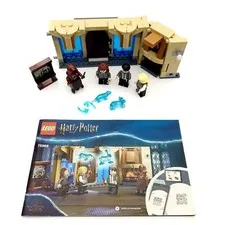 LEGO 75966 Hogwarts Room of Requirement Complete w/ Minifigures & Manual No Box
