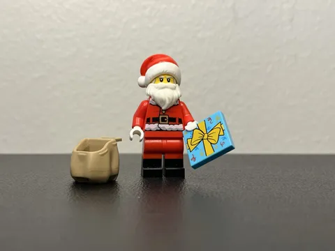 LEGO Santa Claus Minifigure (hol246a) w/ Toy Sack & Present - Used