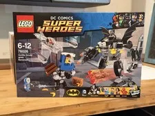 Lego 76026 Gorilla Grodd Goes Bananas 347 Pcs