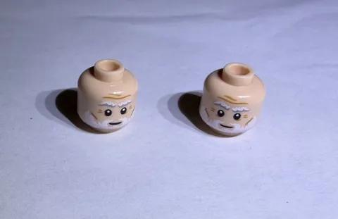 Lego Lot Of 2 Light Nougat Minifig Head Old Man White Beard Eyebrows New 4493