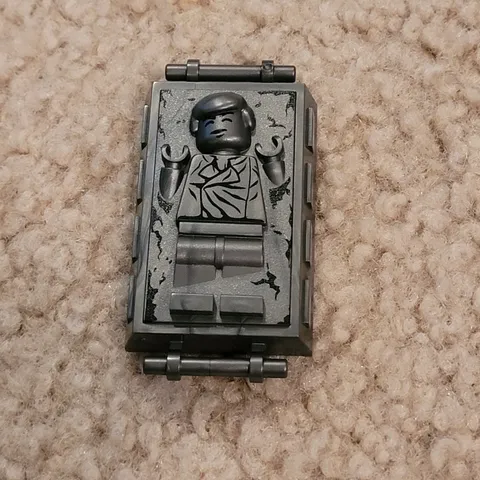 LEGO Han Solo Carbonite Minifigure - Star Wars 8097 75060 75243 9516 75137