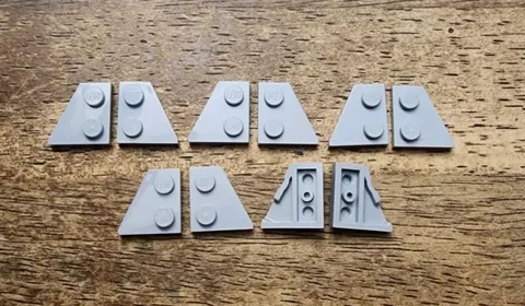 LEGO Light Bluish Gray Wedge, Plate 2 x 2 Left And Right QTY 10. 24299 24307