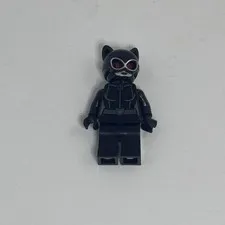 LEGO DC Minifigure Catwoman - Black Suit and Mask, Silver Goggles sh0595