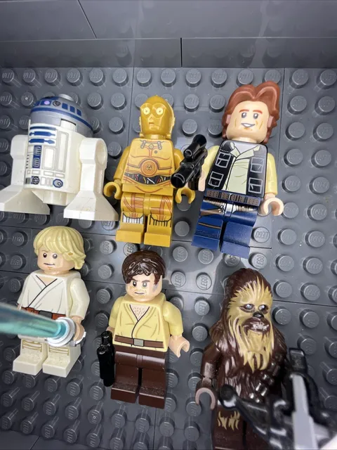 LEGO Star Wars Solo, Chewbacca, wuher, luke, r2d2, c3po Mos Eisley Cantina 75290