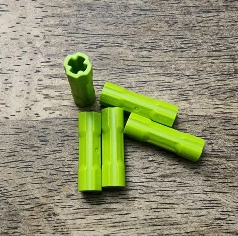 LEGO Lime Green Technic, Axle Connector 3L. QTY 5. Part No. 26287.