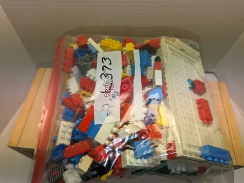 2 Lbs Mega Block And 0thers Parts & Pieces Loose Bulk Lot .  block vintage. 