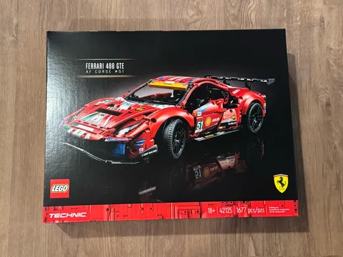 LEGO Technic Ferrari 488 GTE AF Corse 42125 New Sealed Scuderia Speed Champions