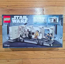 LEGO Star Wars 75387 Boarding the Tantive IV 502 pcs 8+ Exclusive Fives