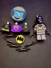 LEGO Batman Minifigure dim002 Dimensions DC Comics Joker Torsos Batarangs Lot