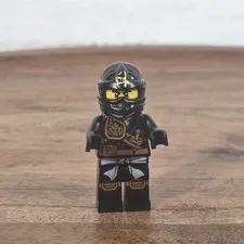 LEGO Ninjago Jungle Robes Cole Minifigure njo0124