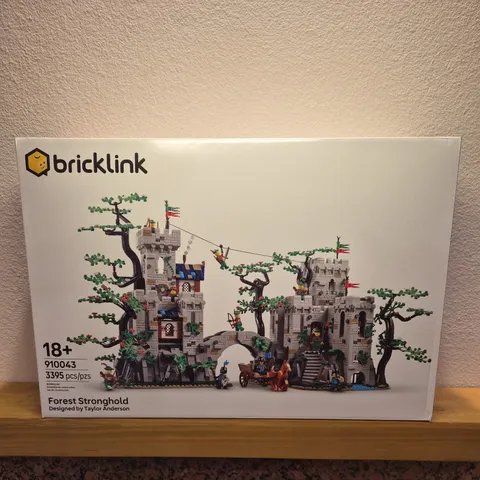 LEGO Bricklink Forest Stronghold 910043 BRAND NEW 