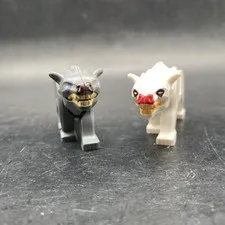 Set of 2 Grey & White Wargs LEGO Mini Figs The Hobbit: Attack of The Wargs 79002