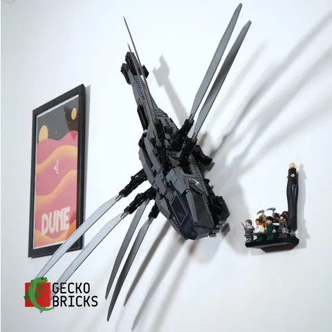 3D Printed Wall Mount for LEGO® Dune Ornithopter (Set 10327) - Gecko Bricks