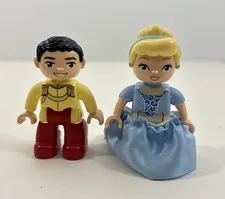 LEGO Duplo Cinderella w/ Dress & Prince Charming Minifigures Figures 6154 *READ*