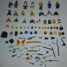 Lego Minifigure Lot Minifigures Various Pieces Accessories Mixed Themes 100+ pcs