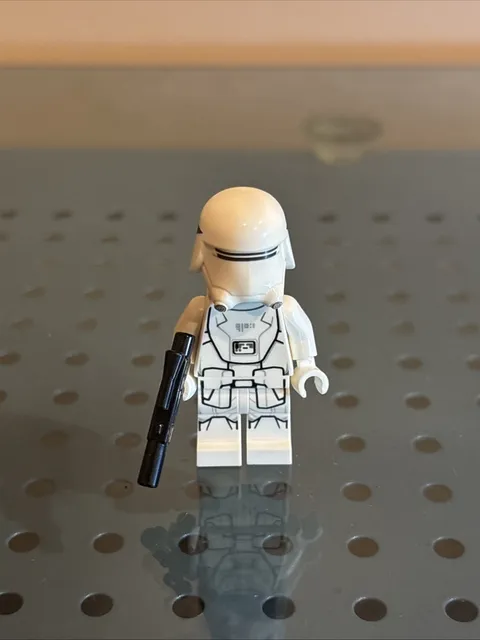 LEGO First Order Snowtrooper Minifigure 75126 sw0701 Star Wars CMF Lot A4