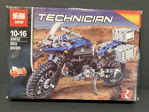 Lego # 20032 Motorcycle / Incomplete / PARTS & Manual 