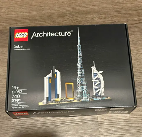 LEGO Architecture Dubai Skylines 21052 740 Pieces Complete Set New in Sealed Box