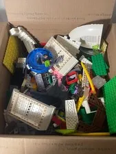 LEGO Lot 8.5 Lb. Mixed Bricks & Miscellaneous Pieces See Pics