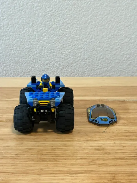 Discontinued Lego Racers 2002 Set Number 4585 Nitro Pulverizer Monster Truck