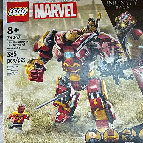 LEGO Marvel 76247 Hulkbuster Battle of Wakanda Set 385 pcs, Age 8+