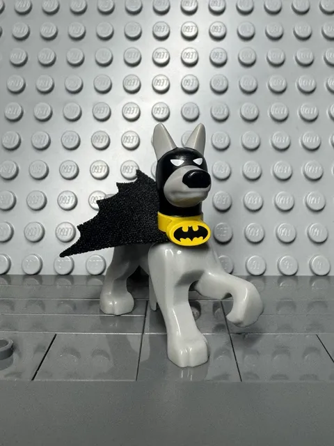 LEGO Ace the Bat-Hound Dog minifigure DC Super Heroes ( 76110 )