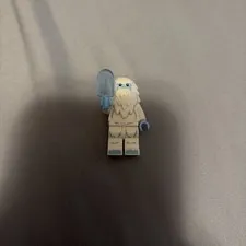 LEGO Minifigure Yeti MINIFIGURES Series 11  2013 