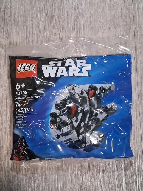 New! LEGO Star Wars Millennium Falcon 30708 Building Toy 74 Pcs Ages 6+ Sealed