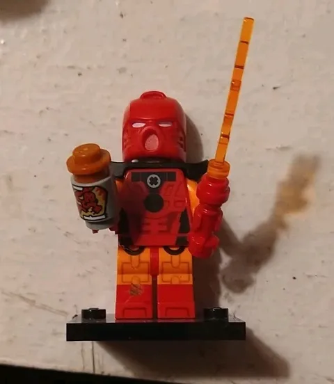 LEGO CMF Series 29 Bionicle Cosplayer Toa Tahu  *NEW*