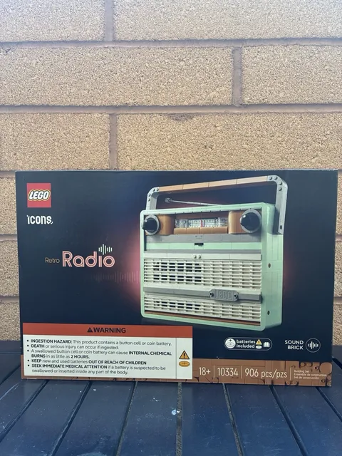 LEGO Icons: Retro Radio (10334)