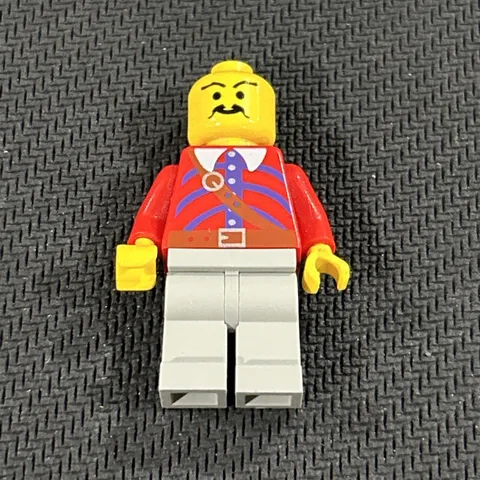 Lego Vintage Pirates Minifigure - Imperial Armada Red (pi010) No Helmet