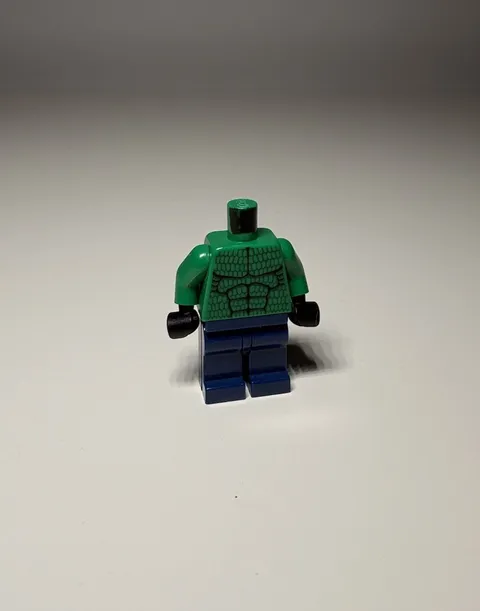 2006 Killer Croc Lego Minifigure 7780 *NO HEAD*