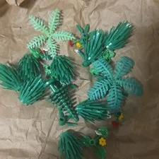 LEGO Bulk Lot Plant & Flower Foliage Pieces Green Light Green Yellow Red White