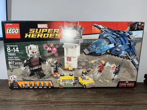 LEGO Marvel Super Heroes Airport Battle 76051 Retired New Sealed Rare