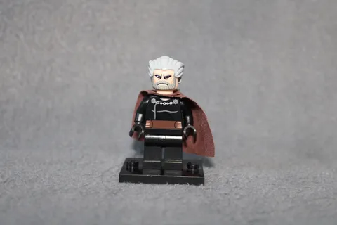 Lego Star Wars Count Dooku SW0224 Minifigure 7752 Retired Authentic
