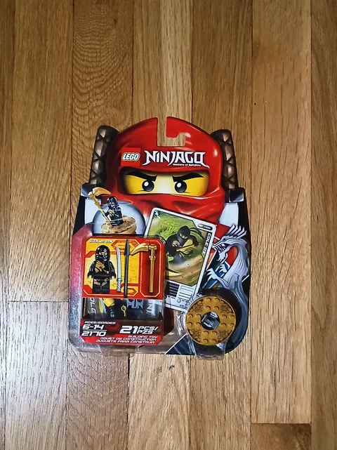 Lego Ninjago Cole DX Spinner Set 2170 Weapons Cards Retired New Sealed