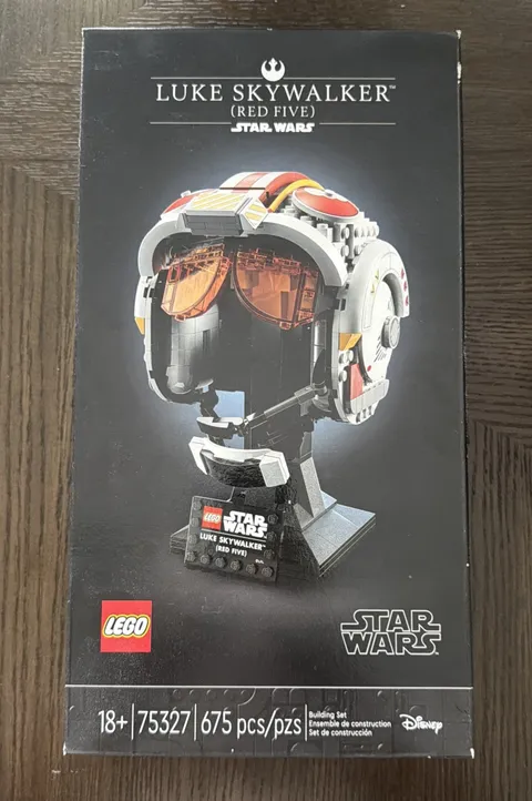 LEGO Star Wars: Luke Skywalker (Red Five) Helmet (75327) Retired | Sealed | NEW