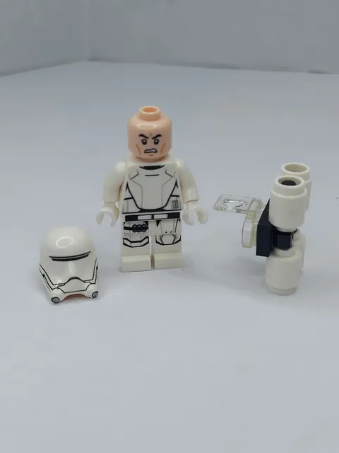 Lego Star Wars First Order Flametrooper Minifigure sw0666