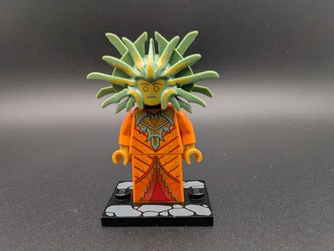 LEGO Minifigure 71047 Dungeons & Dragons The Lady Of Pain CMF Used