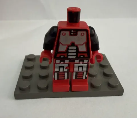 LEGO Spyrius Droid Major Kartofski Minifigure (#SP041) - Torso and Legs only!