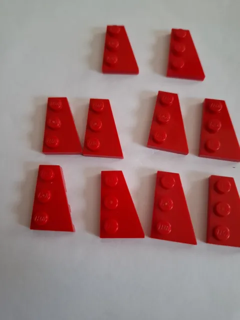 No 372.  10x Lego Wedge Plate 43722 Right 2x3 Red