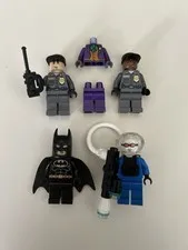 RARE LEGO Batman 2006 Minifigure And Parts Lot : Mr. Freeze, Batman, Joker
