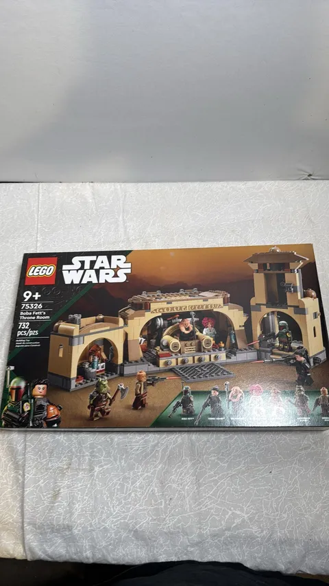 LEGO Star Wars Boba Fett's Throne Room 75326 732 Pcs Set