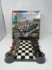 Lego Castle: Kingdoms: Games: Chess Set 853373 - COMPLETE WITH OPEN BOX Faded